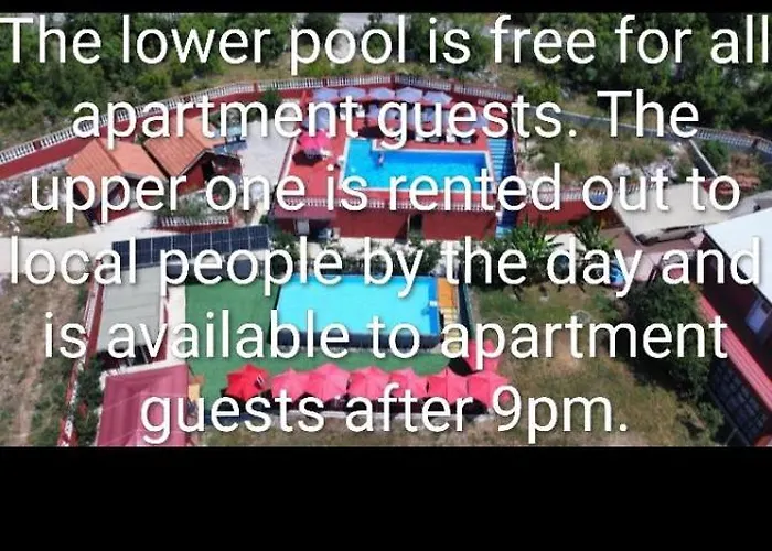 شقة Red 4 تريبينيي